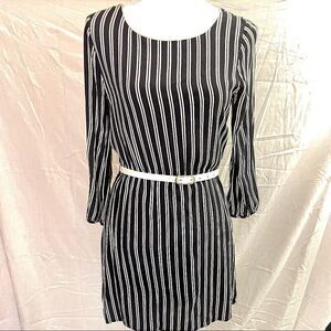 F21 white & blue pin-striped 3/4 sleeve mini dress